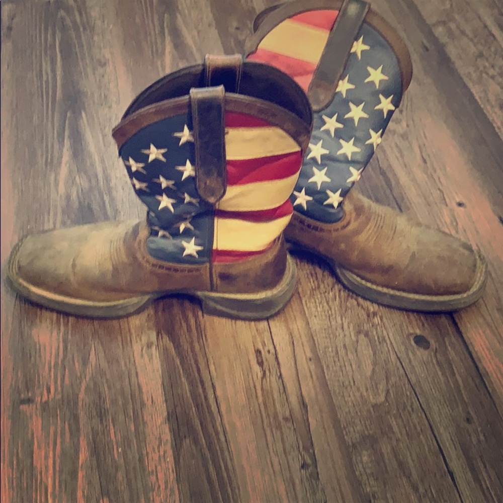 Durango patriotic pull on western flag boots